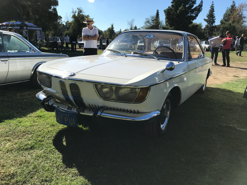 Illustration for article titled Classic BMW's In Van Nuys